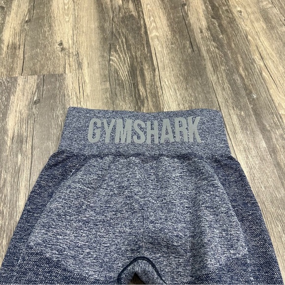 GYMSHARK - Flex Cycling Shorts - Picture 3 of 5